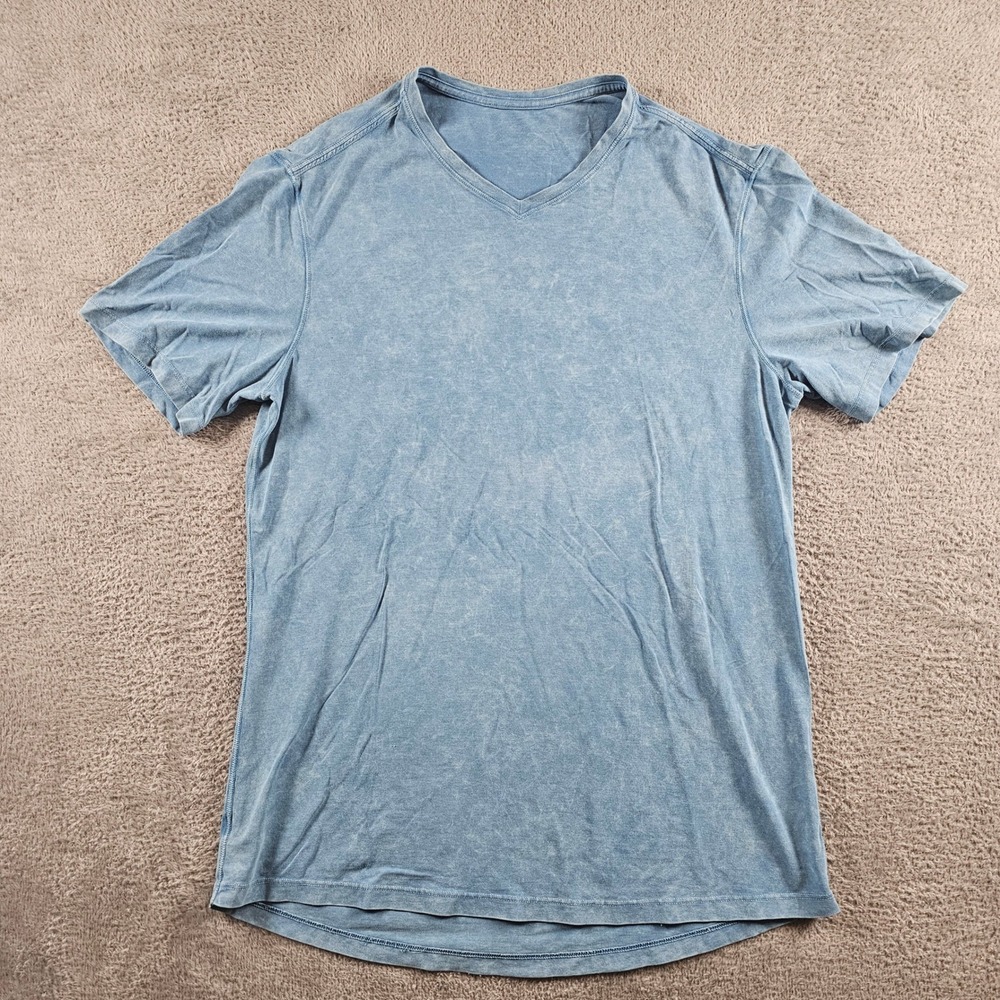 Lululemon Mens V-Neck Short Sleeve T-Shirt Blue Acid Wash Athletic Fit Size M